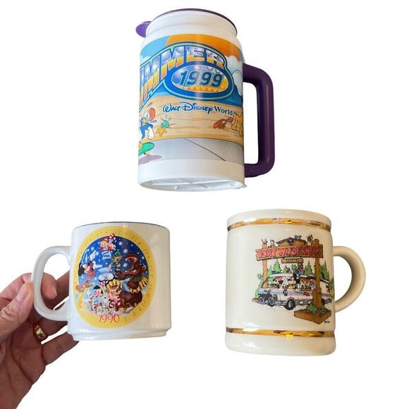 Disney Collectibles 02 Ceramic Mugs 1990/Fort Wilderness & Summer 1999 - Picture 1 of 12